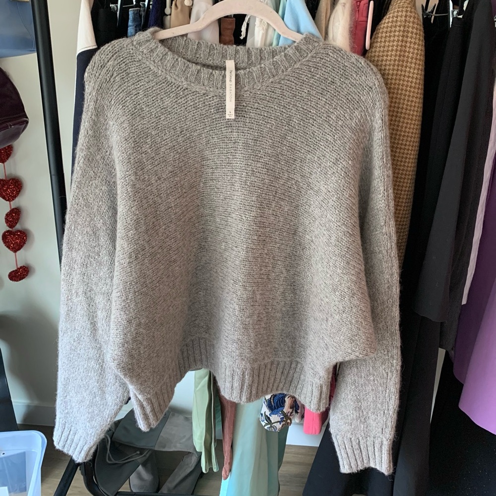 *Like-New* Babaton ‘Day Off’ 100% Alpaca Sweater